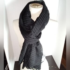 Fashionable New Scarf / Neck Wrap! (OSFM). 82" Long x 12" Wide. Black. Unisex